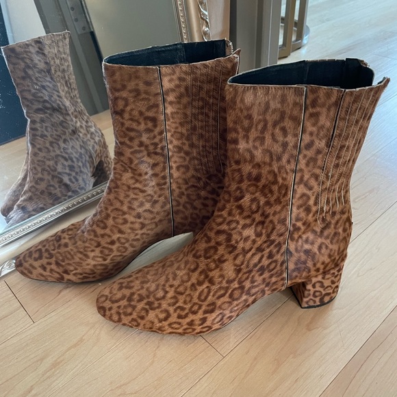 - Revolve Lola Cruz leopard heel booties - Picture 6 of 7